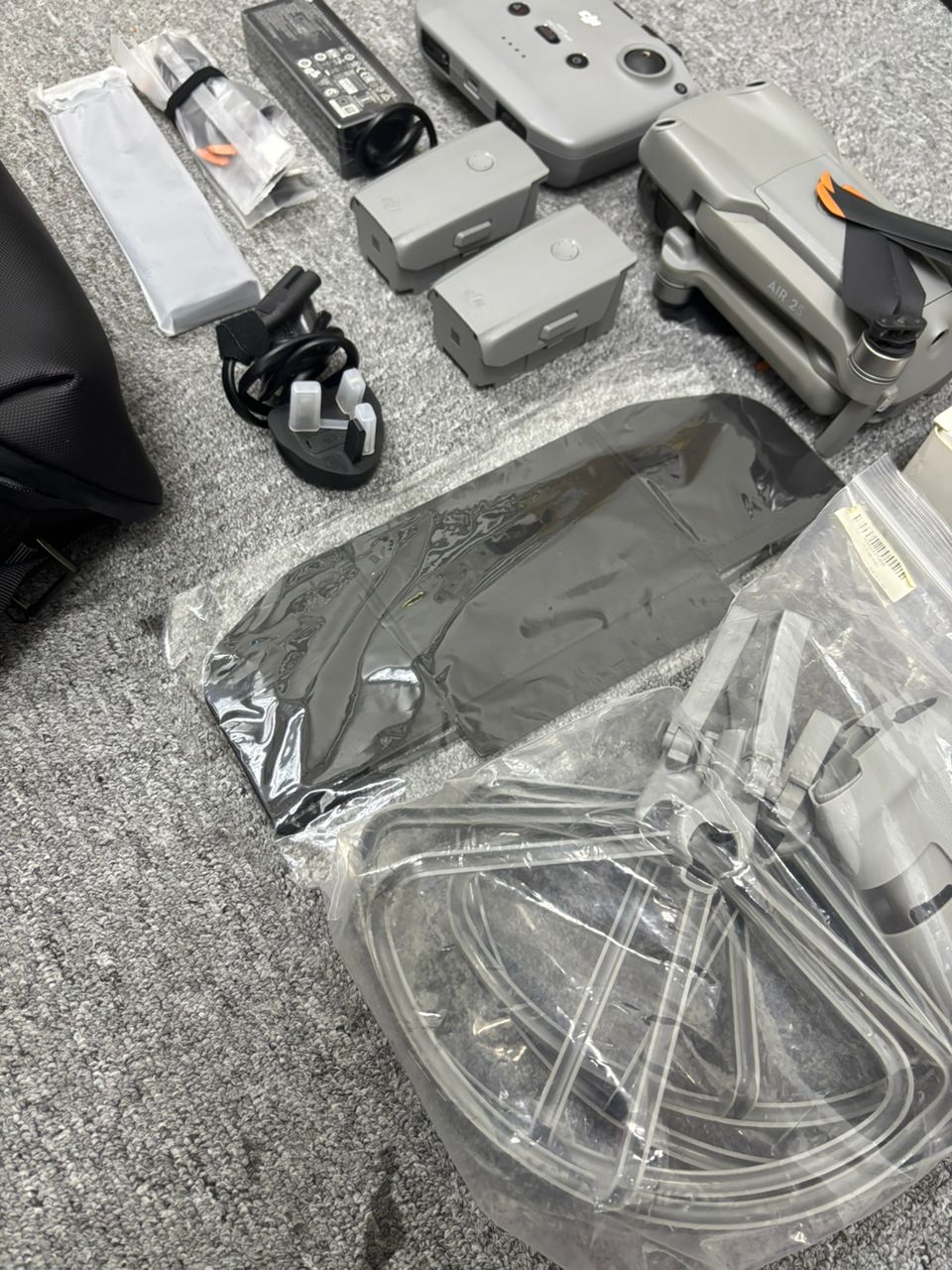 DJI AIR 2S FLY MORE COMBO (DJI RC N1) - Image 2